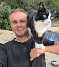 Laden Sie das Bild in den Galerie-Viewer, Persönliche Widmung + Signatur + EXTRA Bäumchen

